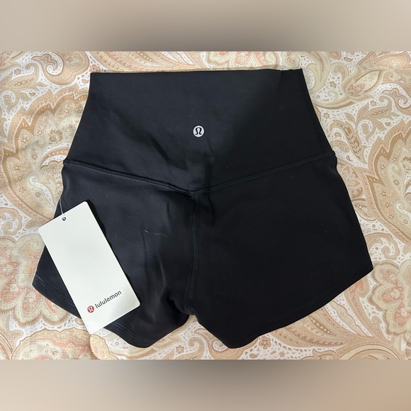 Lululemon Black High-Rise Shorts 2" - Picture 6 of 6